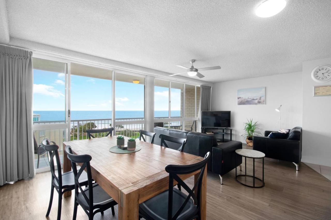 Capeview Apartments - Right On Kings Beach Caloundra Exterior foto